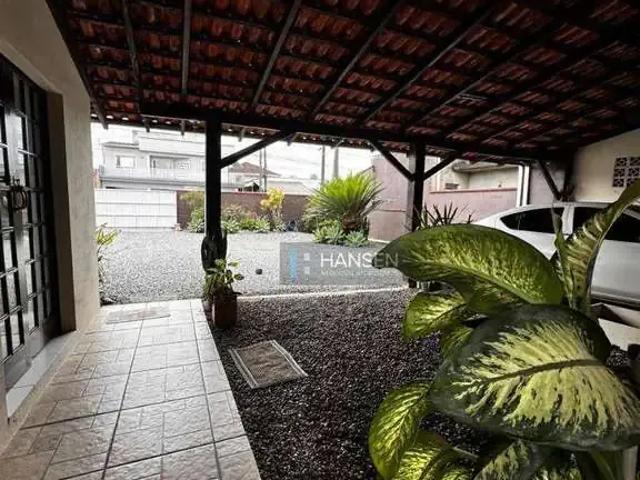 Casa venda em Região Geográfica Imediata de Joinville, Joinville