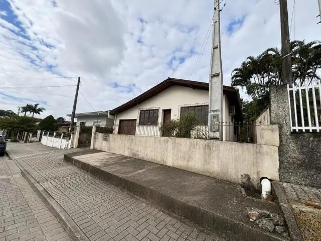 Casa venda em Nova Brasília, Joinville
