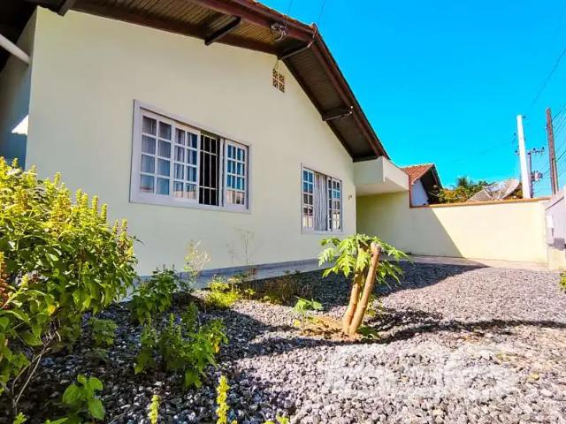 Casa venda em Região Geográfica Imediata de Joinville, Joinville