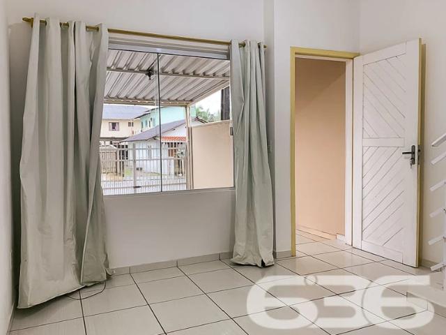 Casa venda em Paranaguamirim, Joinville