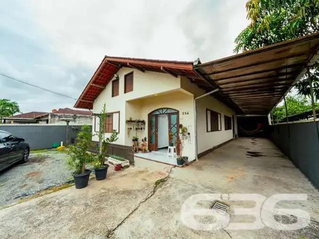 Casa venda em Região Geográfica Imediata de Joinville, Joinville