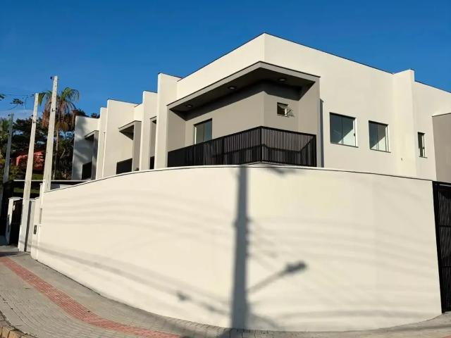 Casa venda em Petrópolis, Joinville