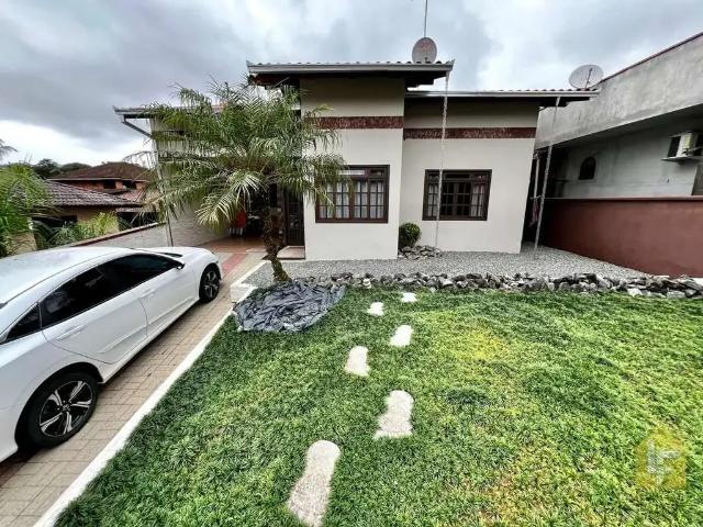 Casa venda em Região Geográfica Imediata de Joinville, Joinville