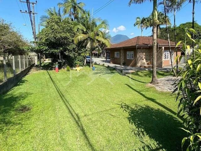 Casa venda em Joinville, Região Geográfica Intermediária de Joinville