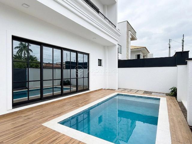 Casa venda em Saguaçu, Joinville