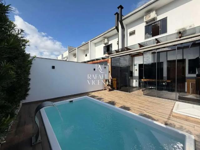 Casa venda em Saguaçu, Joinville