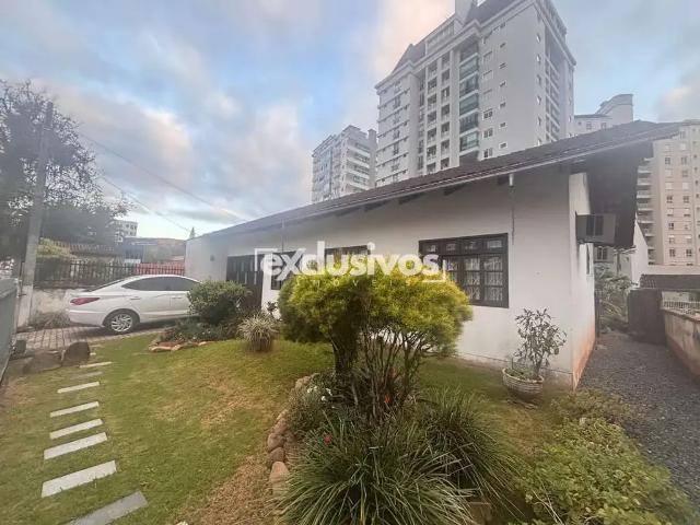 Casa venda em Saguaçu, Joinville