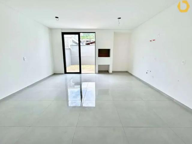 Casa venda em Saguaçu, Joinville