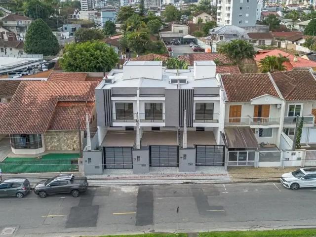 Casa venda em Saguaçu, Joinville
