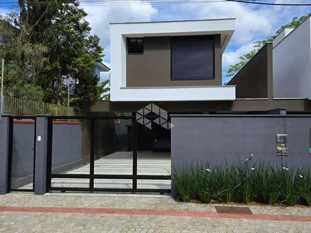 Casa venda em Saguaçu, Joinville