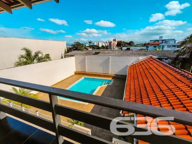 Casa venda em Saguaçu, Joinville