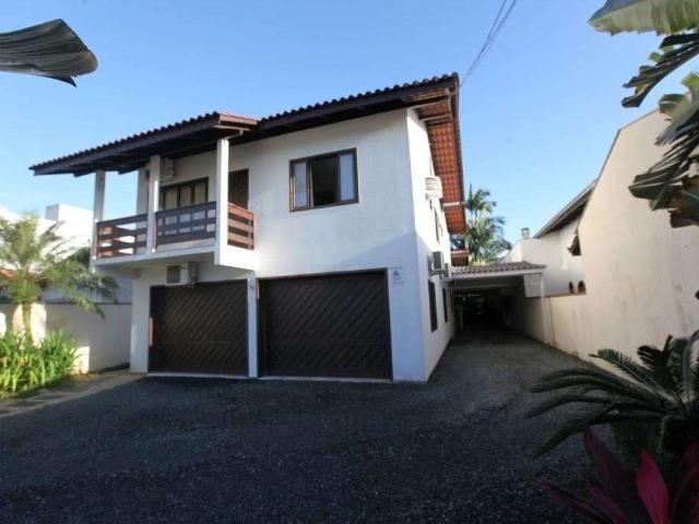 Casa venda em Região Geográfica Imediata de Joinville, Joinville