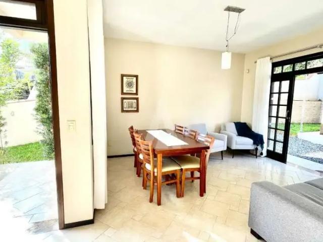 Casa venda em Joinville, Região Geográfica Intermediária de Joinville