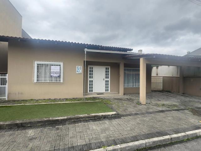 Casa venda em Joinville, Região Geográfica Intermediária de Joinville