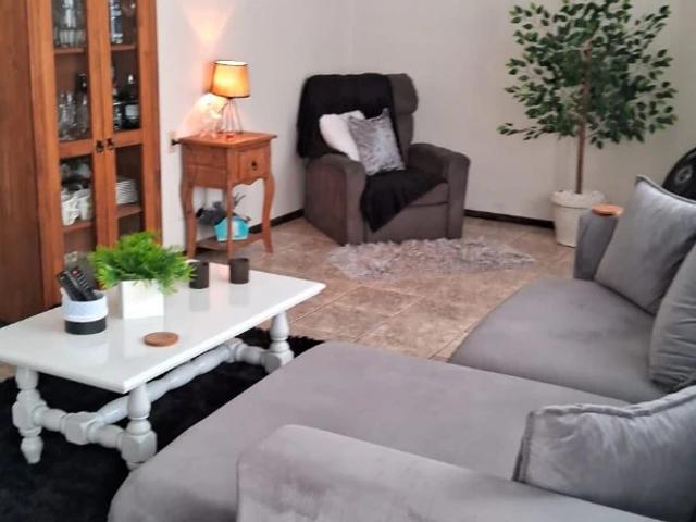 Casa venda em Joinville, Região Geográfica Intermediária de Joinville