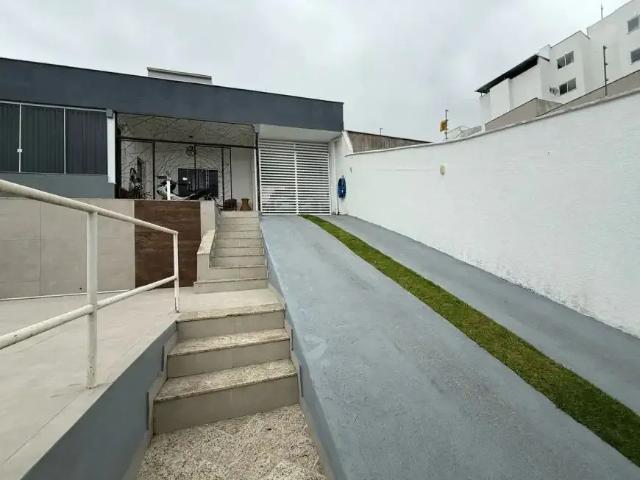 Casa venda em Aeroporto, Juiz de Fora