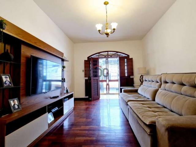 Casa venda em Região Geográfica Imediata de Juiz de Fora, Juiz de Fora