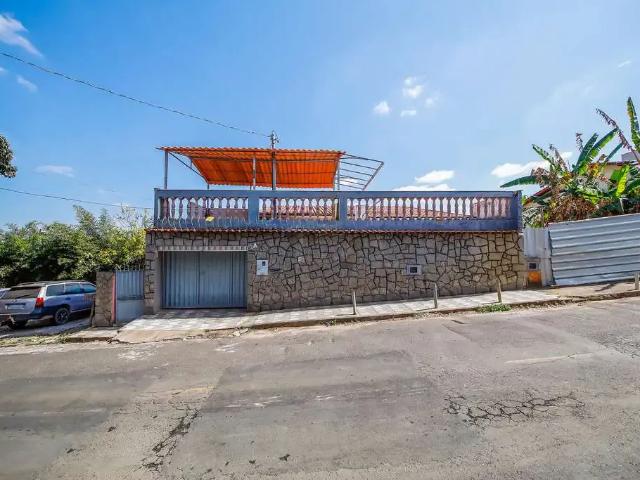 Casa venda em Região Geográfica Imediata de Juiz de Fora, Juiz de Fora