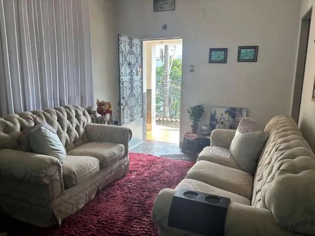 Casa venda em Juiz de Fora, Região Geográfica Intermediária de Juiz de Fora