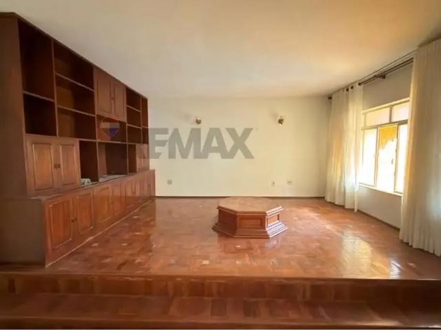 Casa venda em Juiz de Fora, Região Geográfica Intermediária de Juiz de Fora