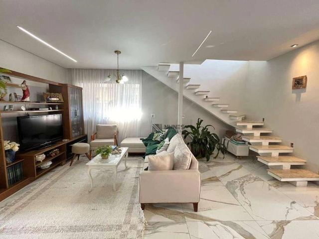Casa venda em Industrial, Juiz de Fora