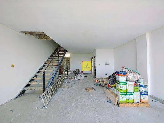Casa venda em Jardim Guadalajara, Juiz de Fora