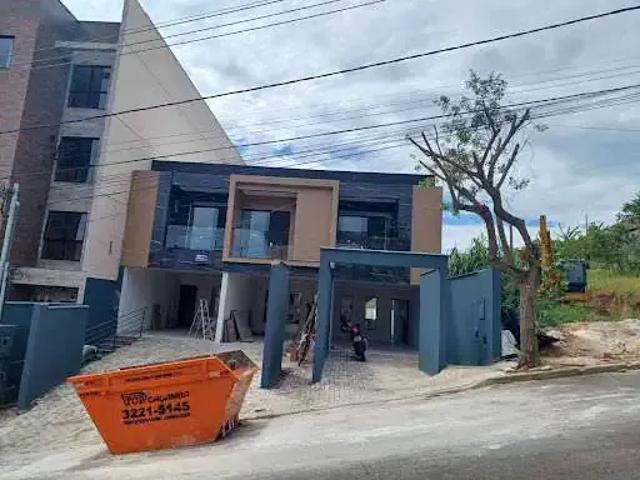 Casa venda em Região Geográfica Imediata de Juiz de Fora, Juiz de Fora