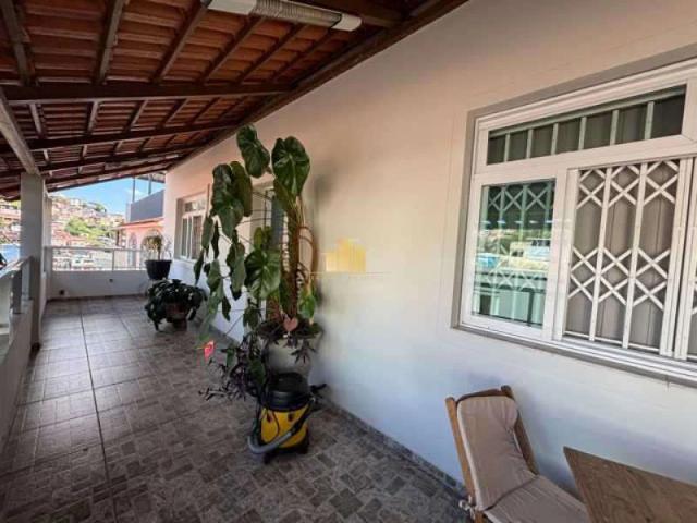 Casa venda em Jardim Esperança, Juiz de Fora