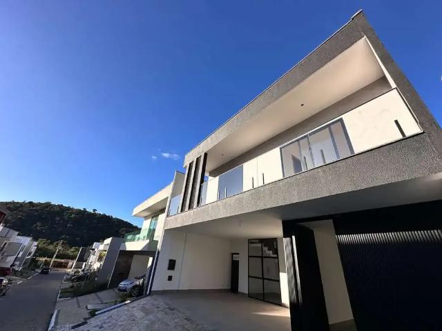Casa venda em Região Geográfica Imediata de Juiz de Fora, Juiz de Fora