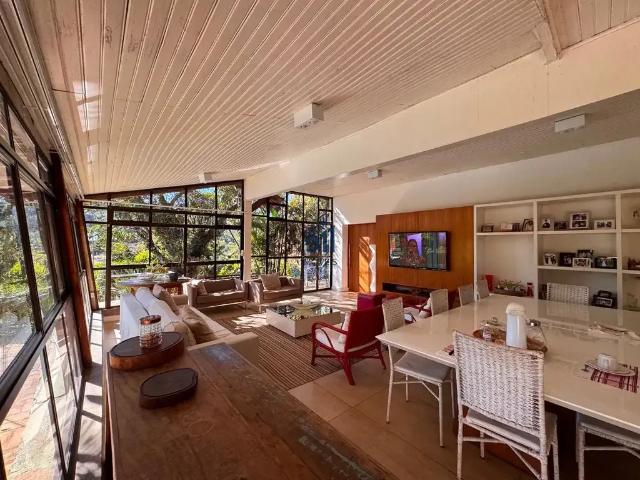 Casa venda em Região Geográfica Imediata de Juiz de Fora, Juiz de Fora