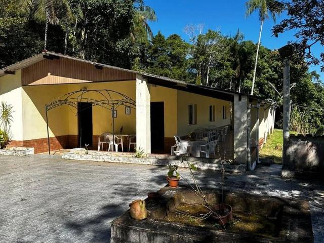 Casa venda em Juquitiba