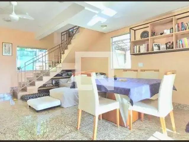 Casa venda em Região Geográfica Imediata de Belo Horizonte, Região Metropolitana de Belo Horizonte