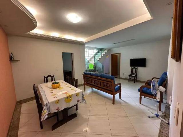 Casa venda em Região Geográfica Imediata de Belo Horizonte, Região Metropolitana de Belo Horizonte