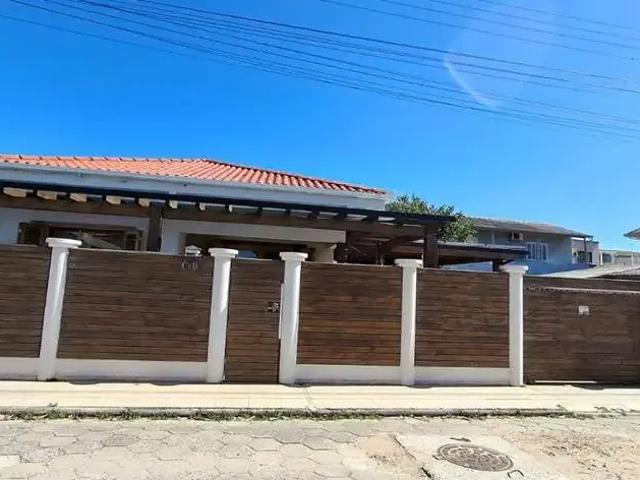 Casa venda em Região Geográfica Imediata de Tubarão, Laguna
