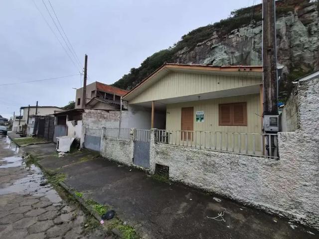 Casa venda em Região Geográfica Imediata de Tubarão, Laguna