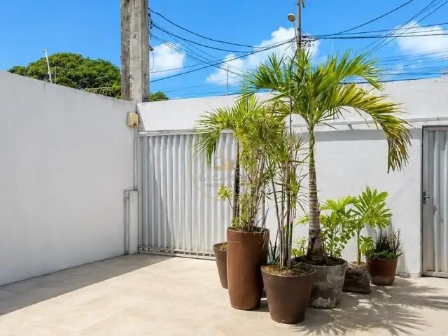 Casa venda em Região Geográfica Imediata de Salvador, Região Metropolitana de Salvador