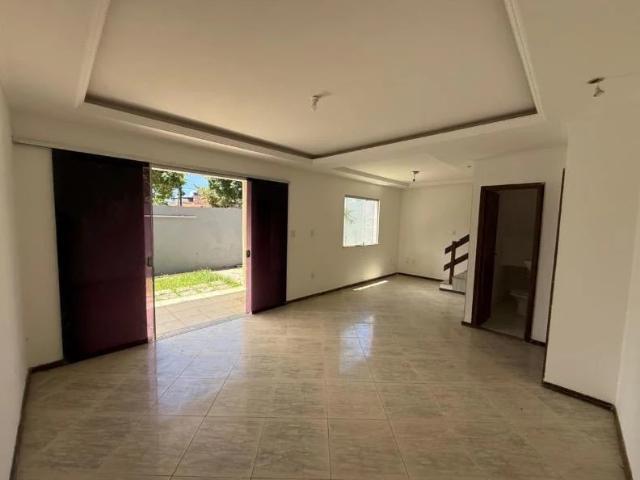 Casa venda em Lauro de Freitas, Região Geográfica Intermediária de Salvador