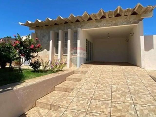 Casa venda em Região Imediata de Lins, Lins