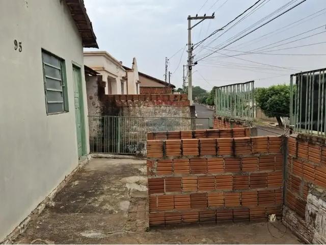 Casa venda em Região Imediata de Lins, Lins