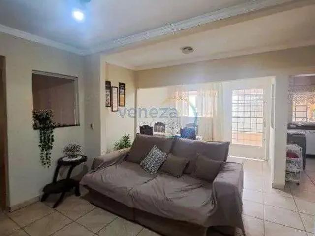 Casa venda em Região Geográfica Imediata de Londrina, Londrina