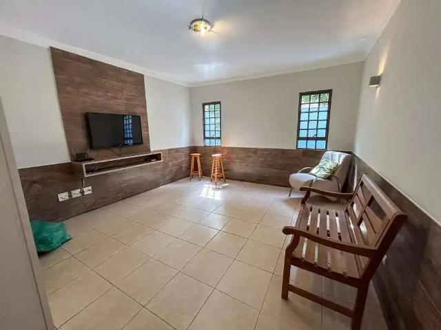 Casa venda em Região Geográfica Imediata de Londrina, Londrina