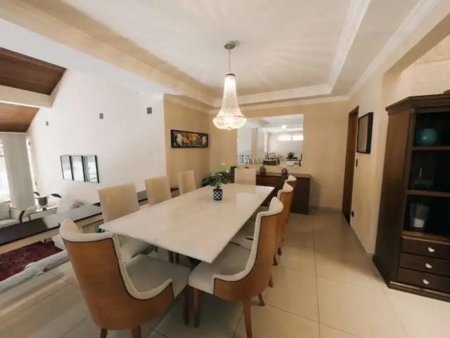 Casa venda em Região Geográfica Imediata de Londrina, Londrina