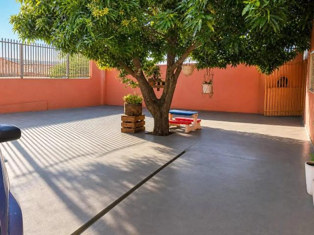 Casa venda em Região Geográfica Imediata de Londrina, Londrina
