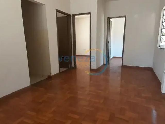 Casa venda em Região Geográfica Imediata de Londrina, Londrina