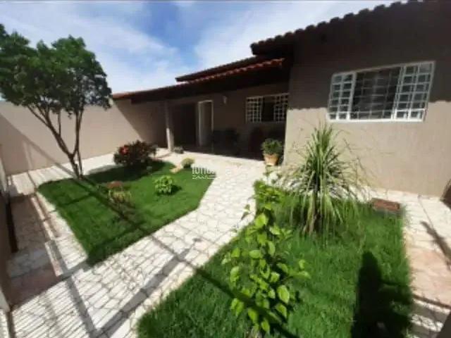 Casa venda em Região Geográfica Imediata de Londrina, Londrina