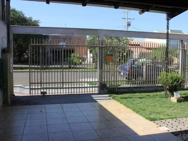 Casa venda em Região Geográfica Imediata de Londrina, Londrina