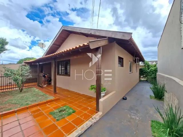 Casa venda em Região Geográfica Imediata de Londrina, Londrina