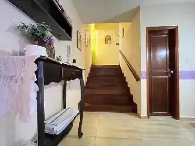Casa venda em Região Geográfica Imediata de Londrina, Londrina