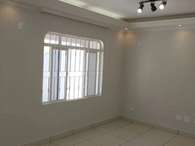 Casa venda em Região Geográfica Imediata de Londrina, Londrina
