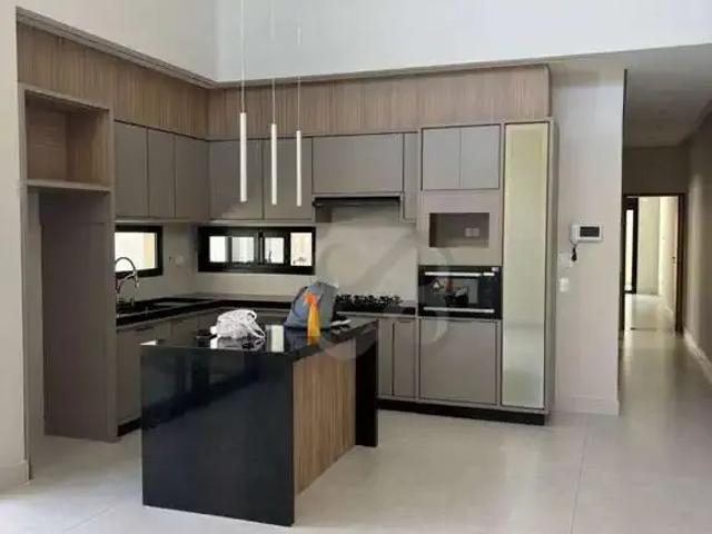 Casa venda em Região Geográfica Imediata de Londrina, Londrina